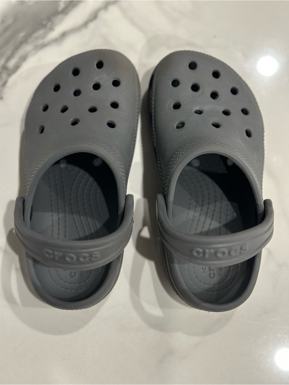 CROCS Kids Classic Clog in Charcoal Grey